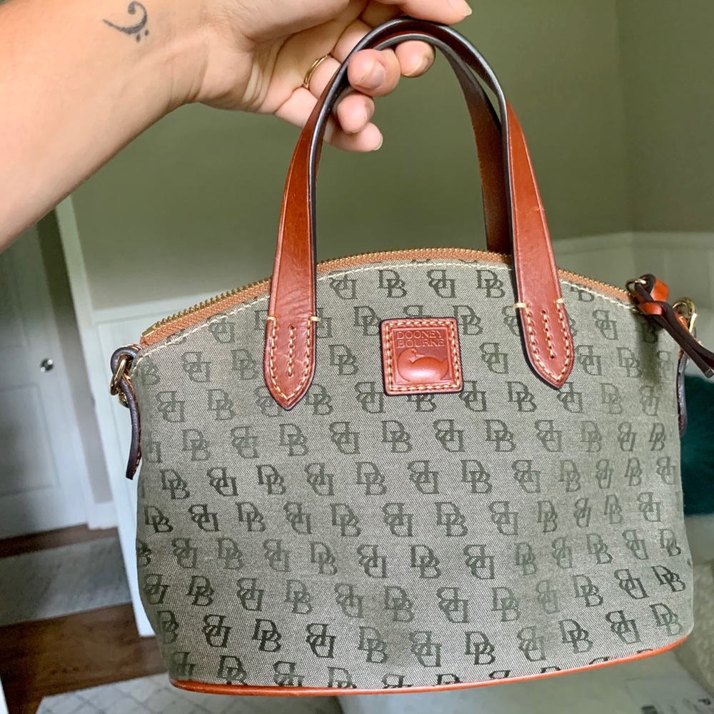 DOONEY & BOURKE Satchel w strap!
